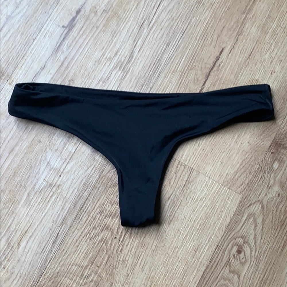 tori praver black bikini bottoms size XS/S
